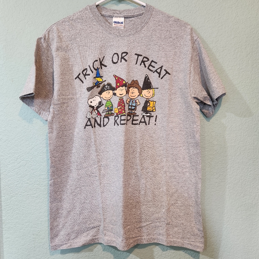 Vtg Peanuts Gang Charlie Brown Snoopy Trick Or Treat Halloween T Shirt Medium